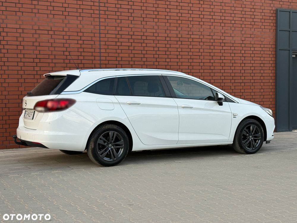 Opel Astra 1.6 D Start/Stop 120 Jahre - 11