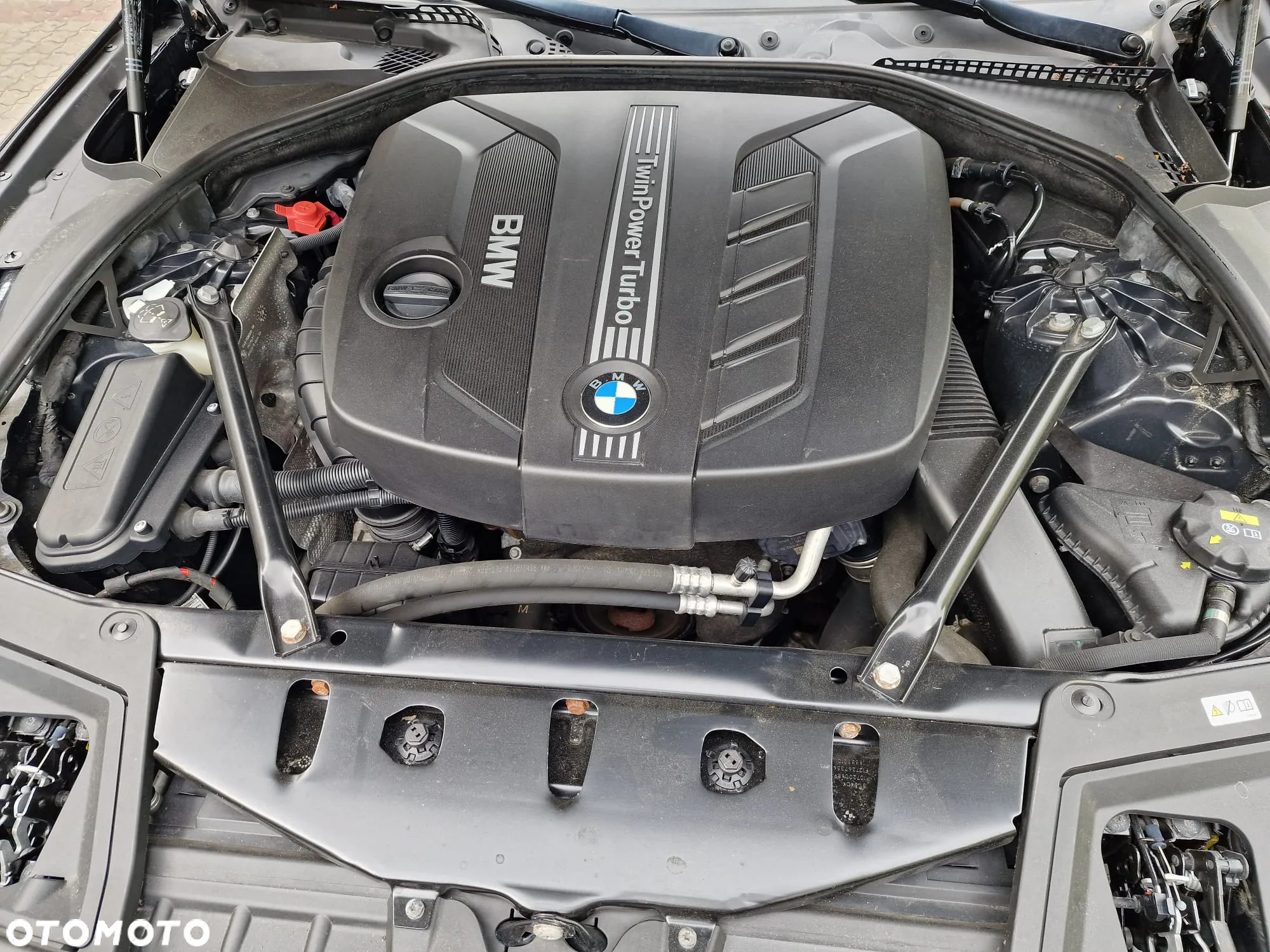 BMW Seria 5 525d xDrive Touring Sport-Aut Luxury Line - 12