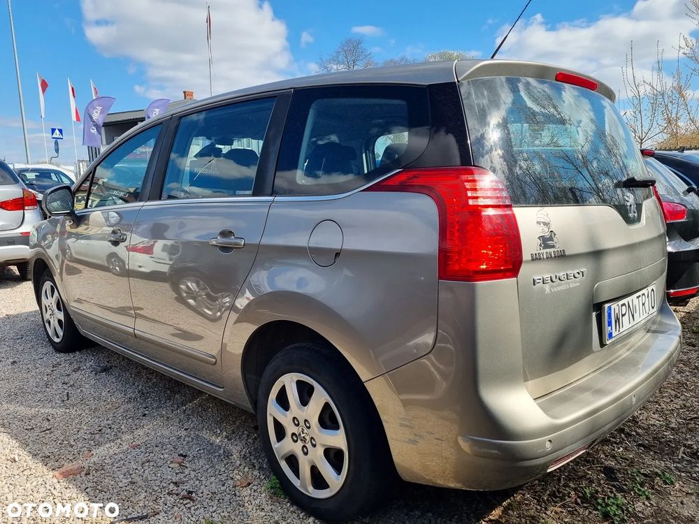 Peugeot 5008 HDI FAP 110 Premium - 9