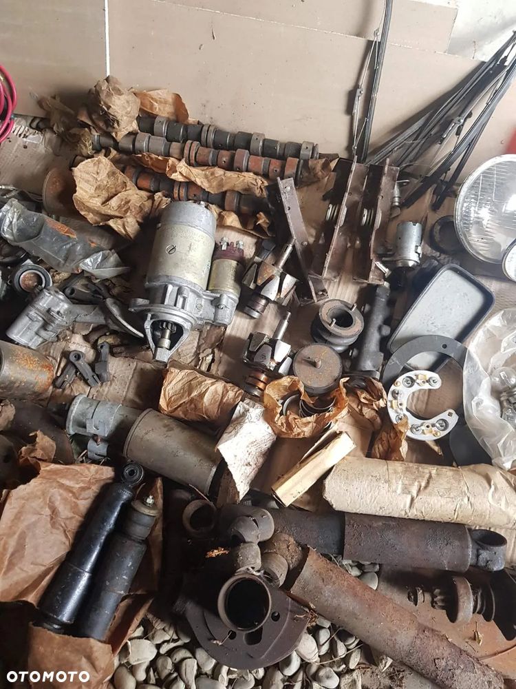 Łada 2121 Niva 2107 Silnik 1,7 Skrzynia Zawieszenie Mosty Koła Drzwi Lampy Kanapa - 25