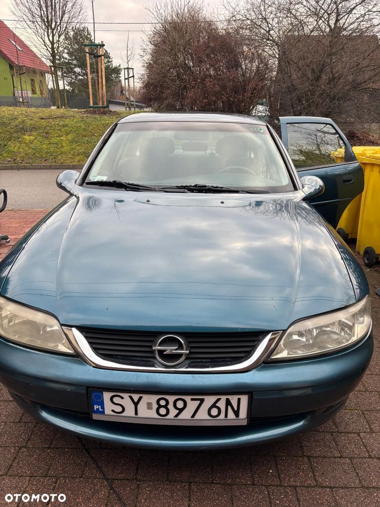 Opel Vectra 1.8 Base - 5