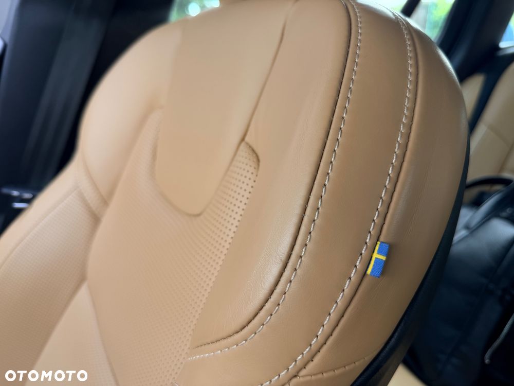 Volvo V60 B3 B Plus Dark - 21