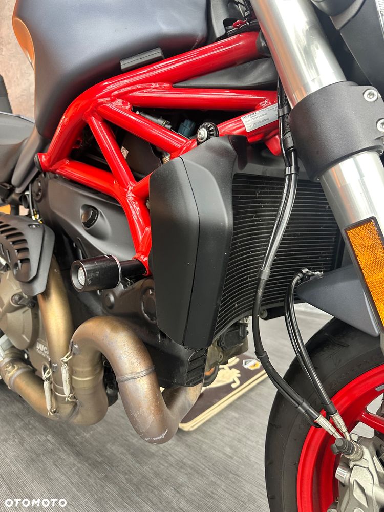 Ducati Monster - 7