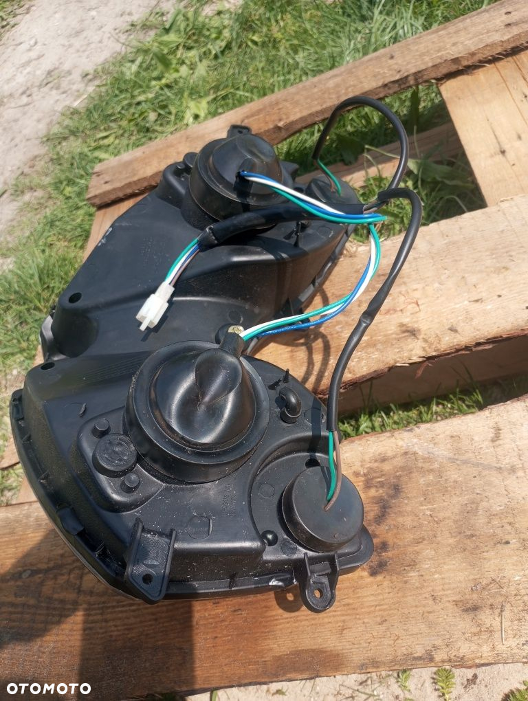 Lampa przód przednia Kingway skuter QM 125T – 10R A2 - 6