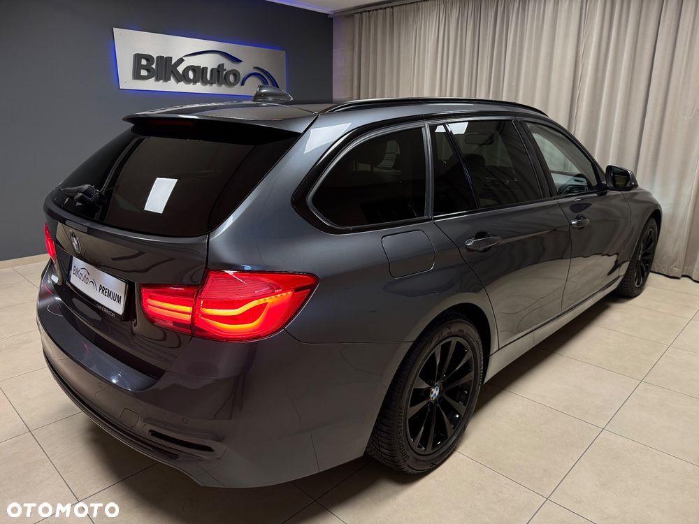 BMW Seria 3 320i xDrive Sport Line Sport - 3