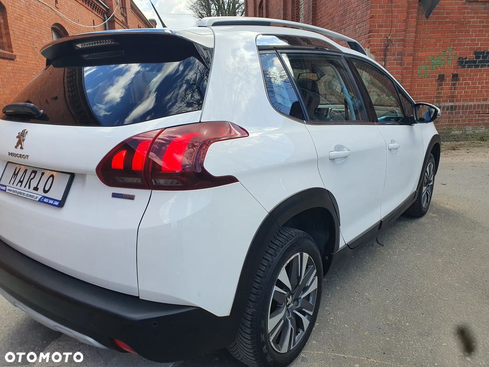 Peugeot 2008 PureTech 110 Stop&Start Allure - 4