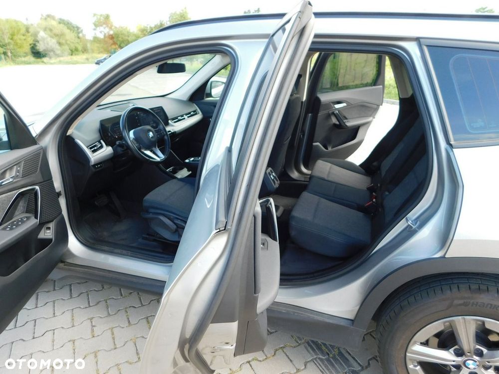 BMW X1 sDrive18d Business Edition - 14