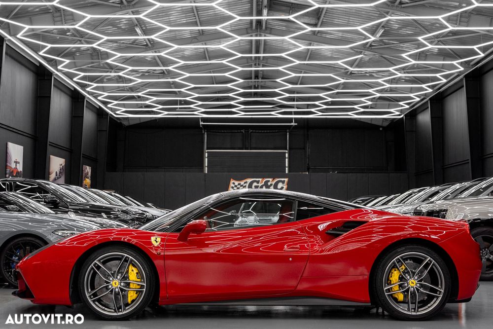 Ferrari 488 GTB - 30