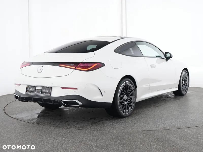 Mercedes-Benz CLE 300 4Matic 9G-TRONIC Edition AMG Line - 2