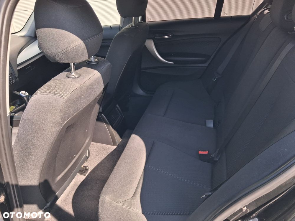 BMW Seria 1 - 27