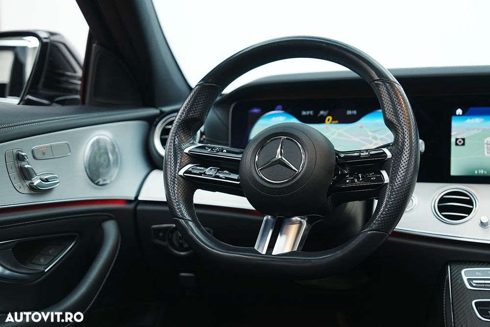 Mercedes-Benz E 300 de 9G-TRONIC AMG Line - 28