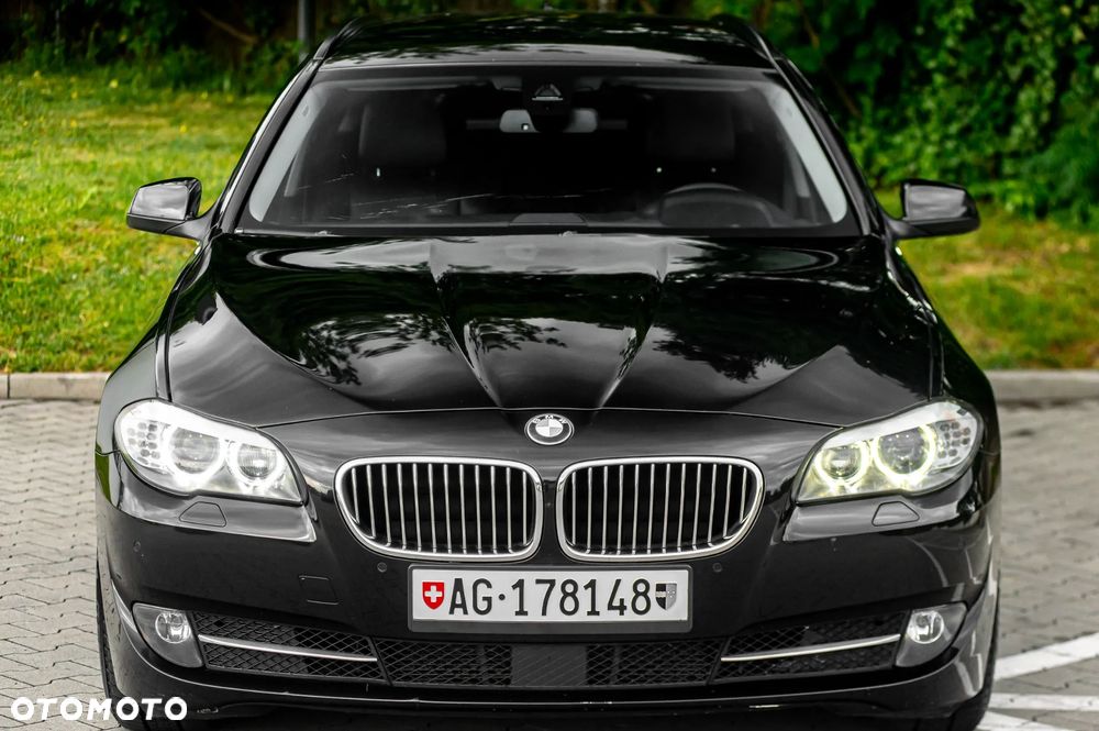 BMW Seria 5 530d xDrive - 5