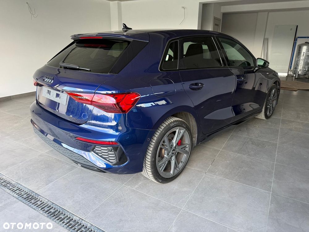 Audi A3 Sportback 40 TFSIe S tronic advanced - 11