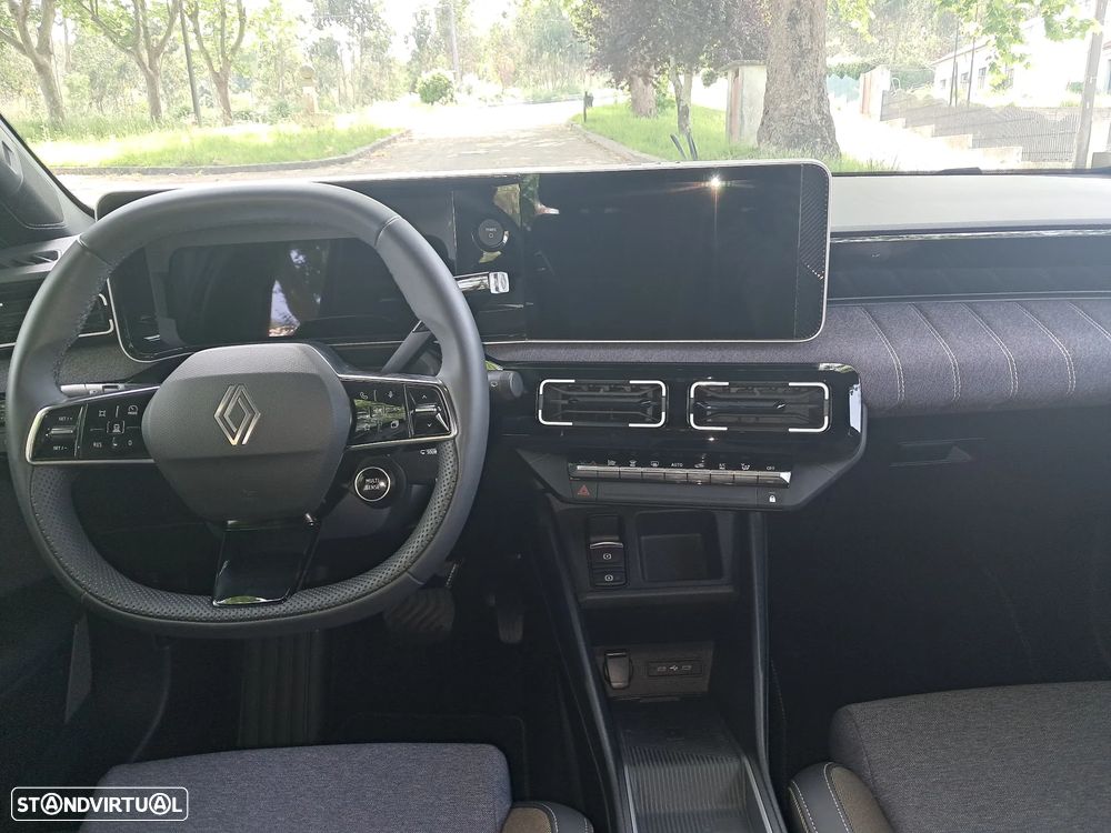 Renault 5 E-Tech 52 kWh Iconic Cinq Autonomia Conforto - 14