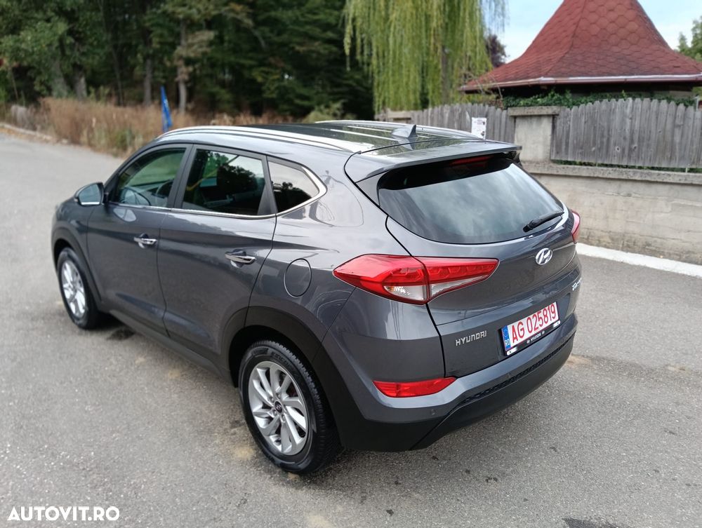Hyundai Tucson blue 1.7 CRDi 2WD DCT Style - 32