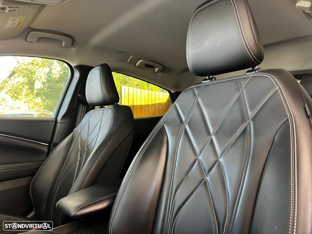 Ford Mustang Mach-E 75.7 kWh Premium AWD - 9