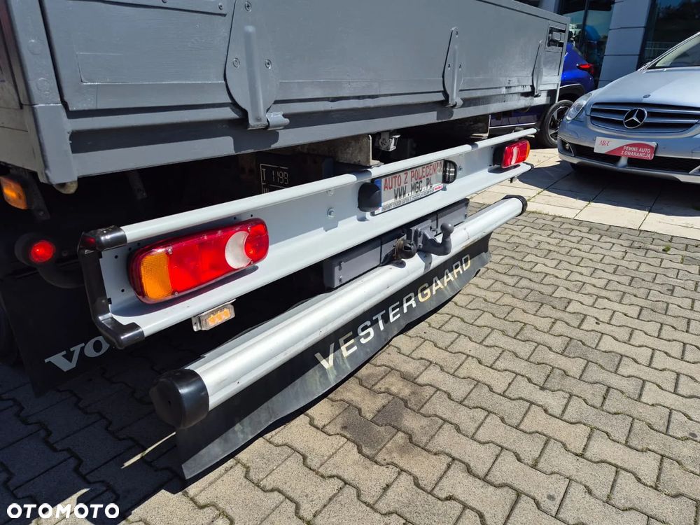 Volvo FL 210 4X2 / SKRZYNIA / HDS FASSI 1T / NISKI PRZEBIEG / SUPER STAN / KRÓTKI ROZSTAW OSI / DUŻA ŁADOWNOŚĆ / EURO 6 / NOWE TYLNE OPONY - 19
