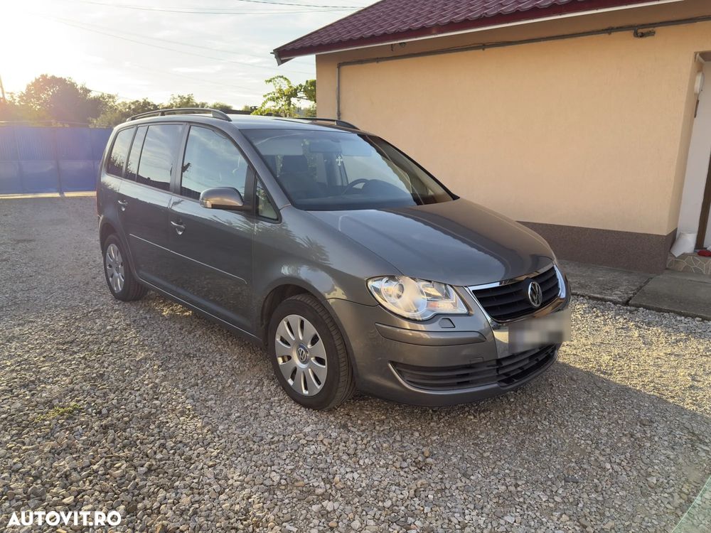 Volkswagen Touran 1.9 TDI DPF Highline - 3
