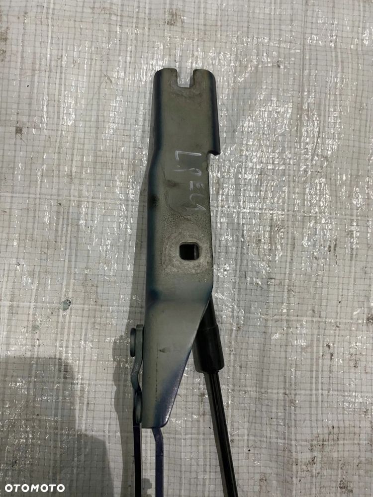 BMW E60 E61 ZAWIAS MASKI LEWY TIEFSEEBLAU - 4