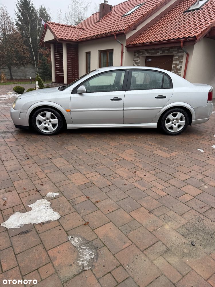 Opel Vectra GTS 2.2 DTI - 8