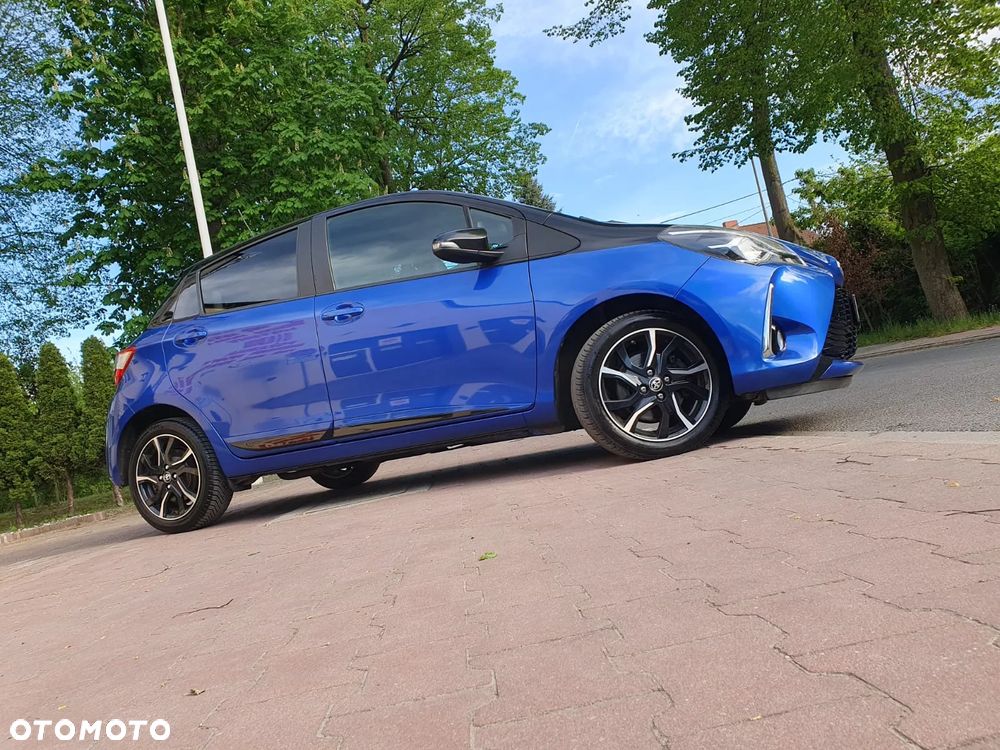 Toyota Yaris 1.5 Premium - 26
