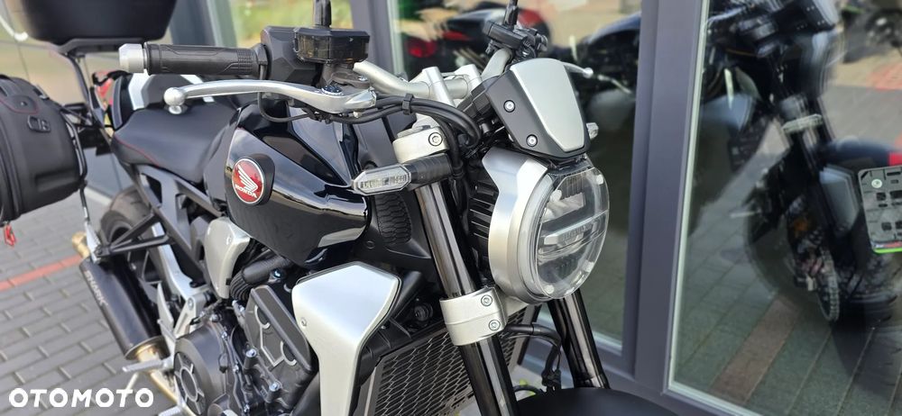Honda CB - 8