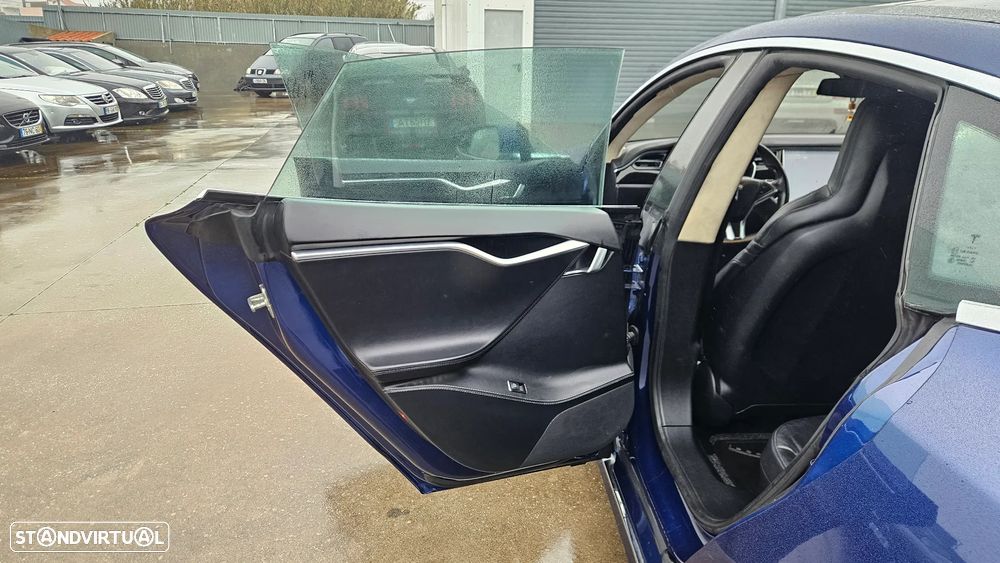 Tesla Model S Standard - 17