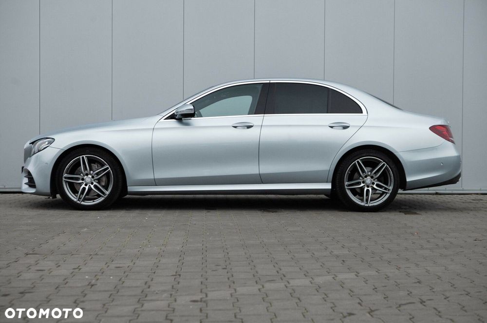 Mercedes-Benz Klasa E 220 d 9G-TRONIC - 13