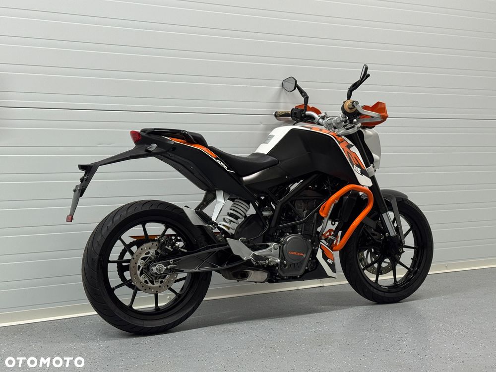 KTM Duke - 4