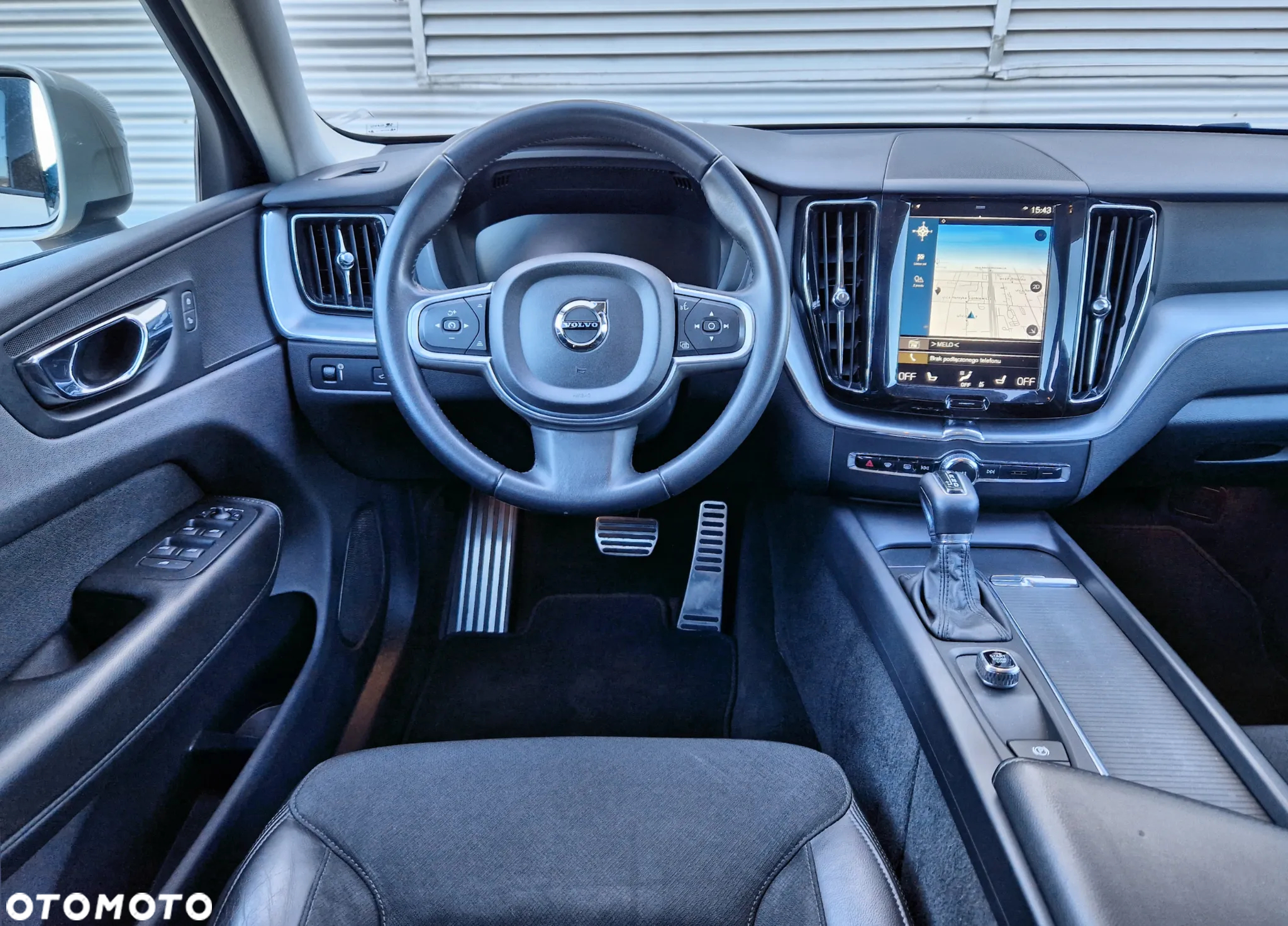 Volvo XC 60 D4 SCR Momentum - 22