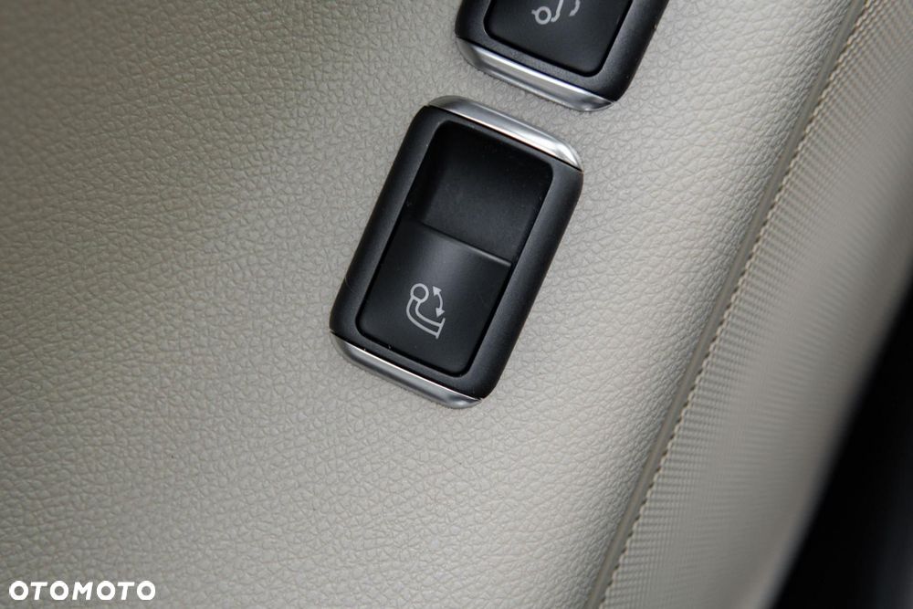 Mercedes-Benz GLE 350 d 4-Matic - 32