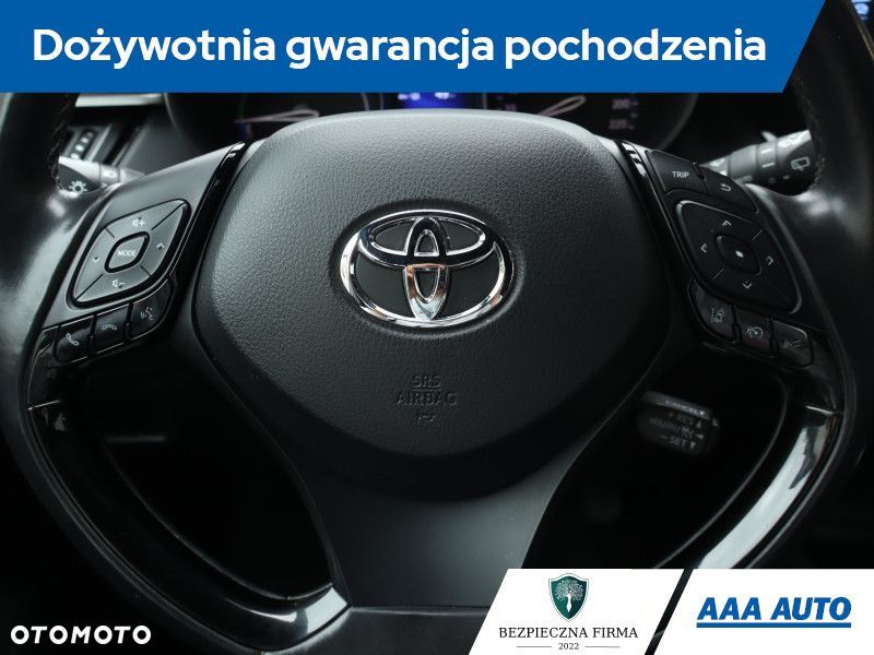 Toyota C-HR - 21