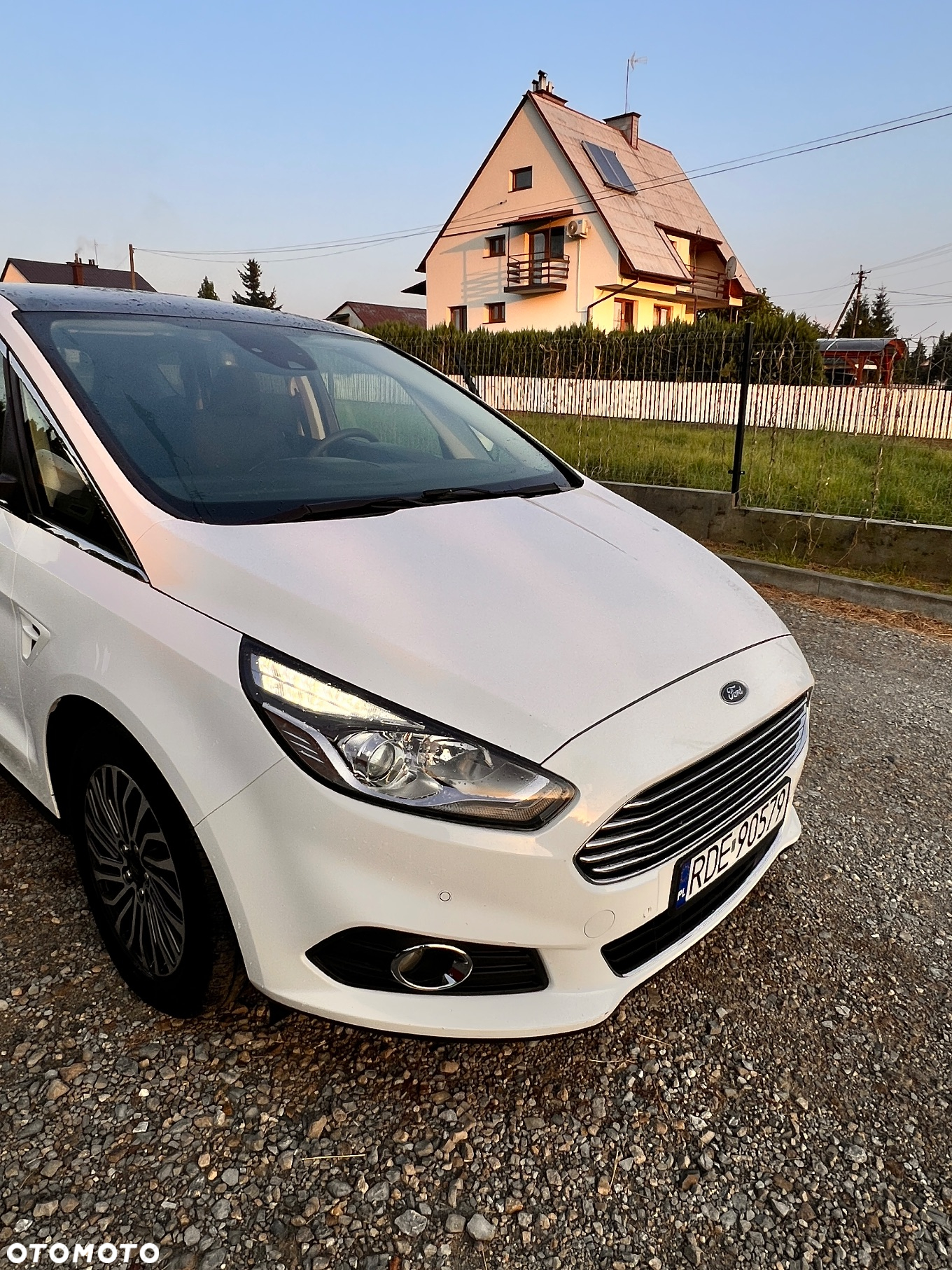 Ford S-Max 2.0 EcoBlue Titanium - 4