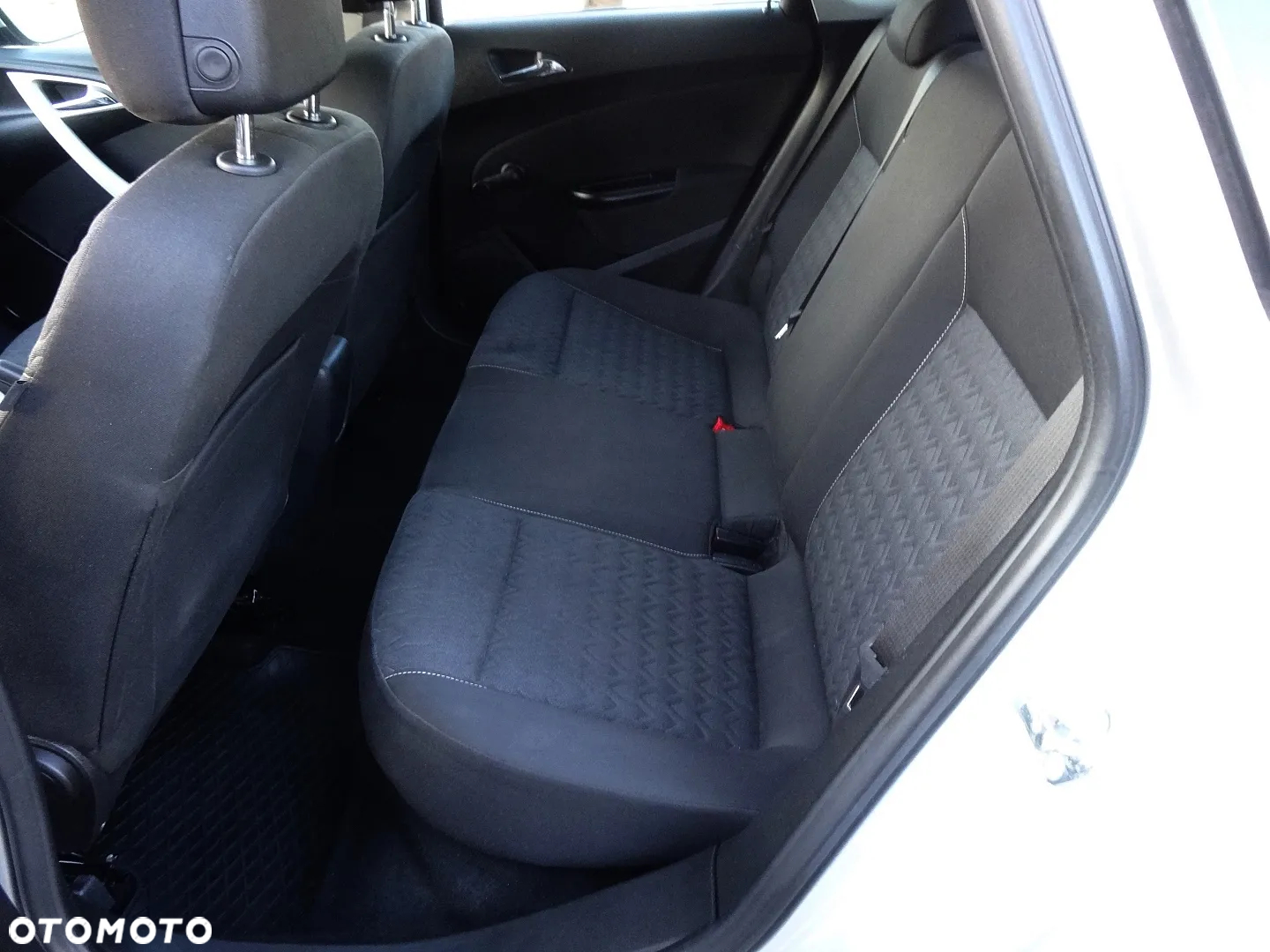 Opel Astra 1.4 Active - 22