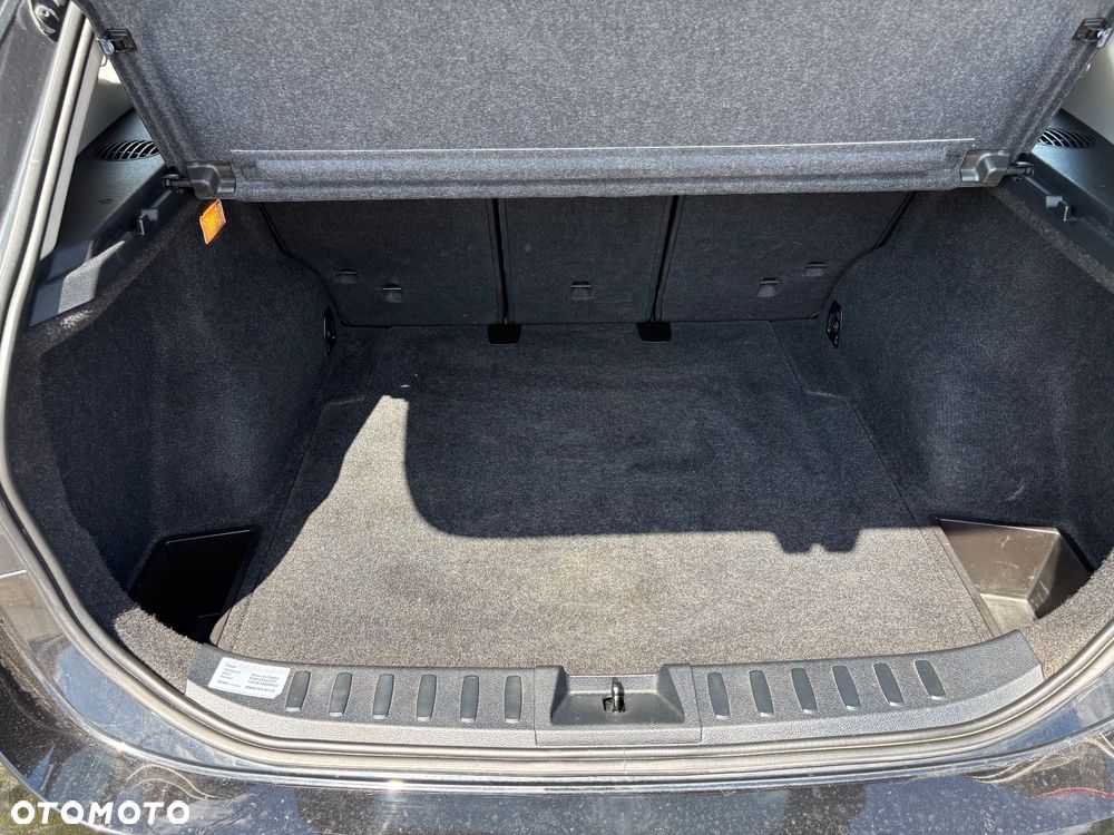 BMW X1 sDrive18d - 21