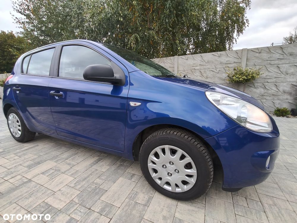 Hyundai I20 2012 photo 2