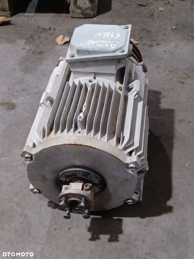 Silnik elektryczny (648h) Carrier Supra 950mt - 2