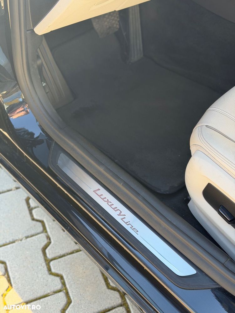 BMW Seria 5 530i xDrive AT - 14