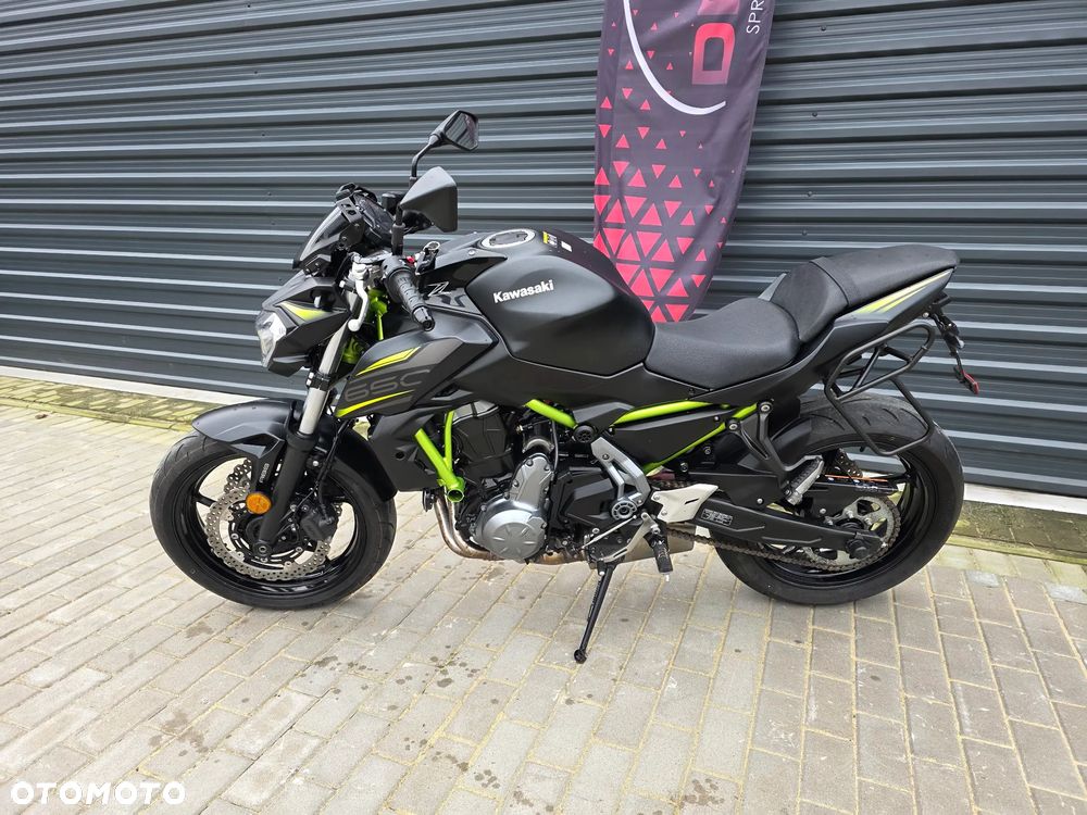 Kawasaki Z 650 - 5
