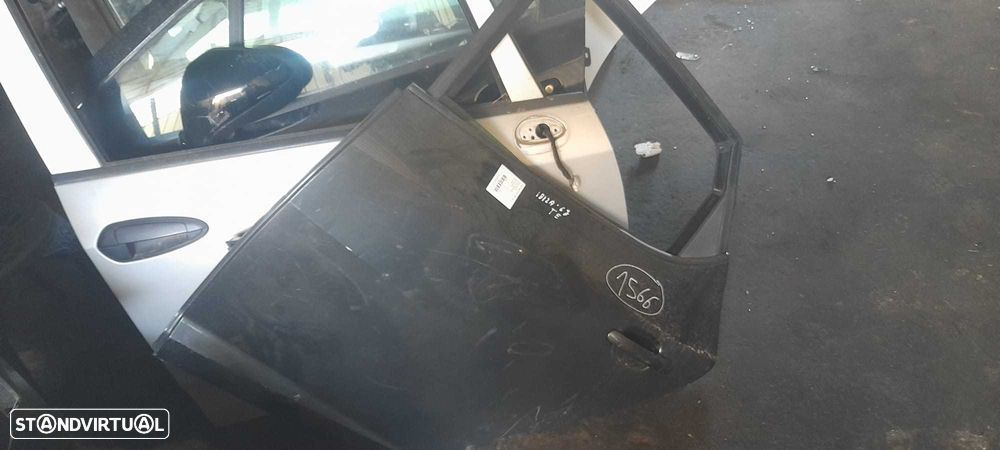 Porta tras esquerda seat ibiza 6j 2010 - 1