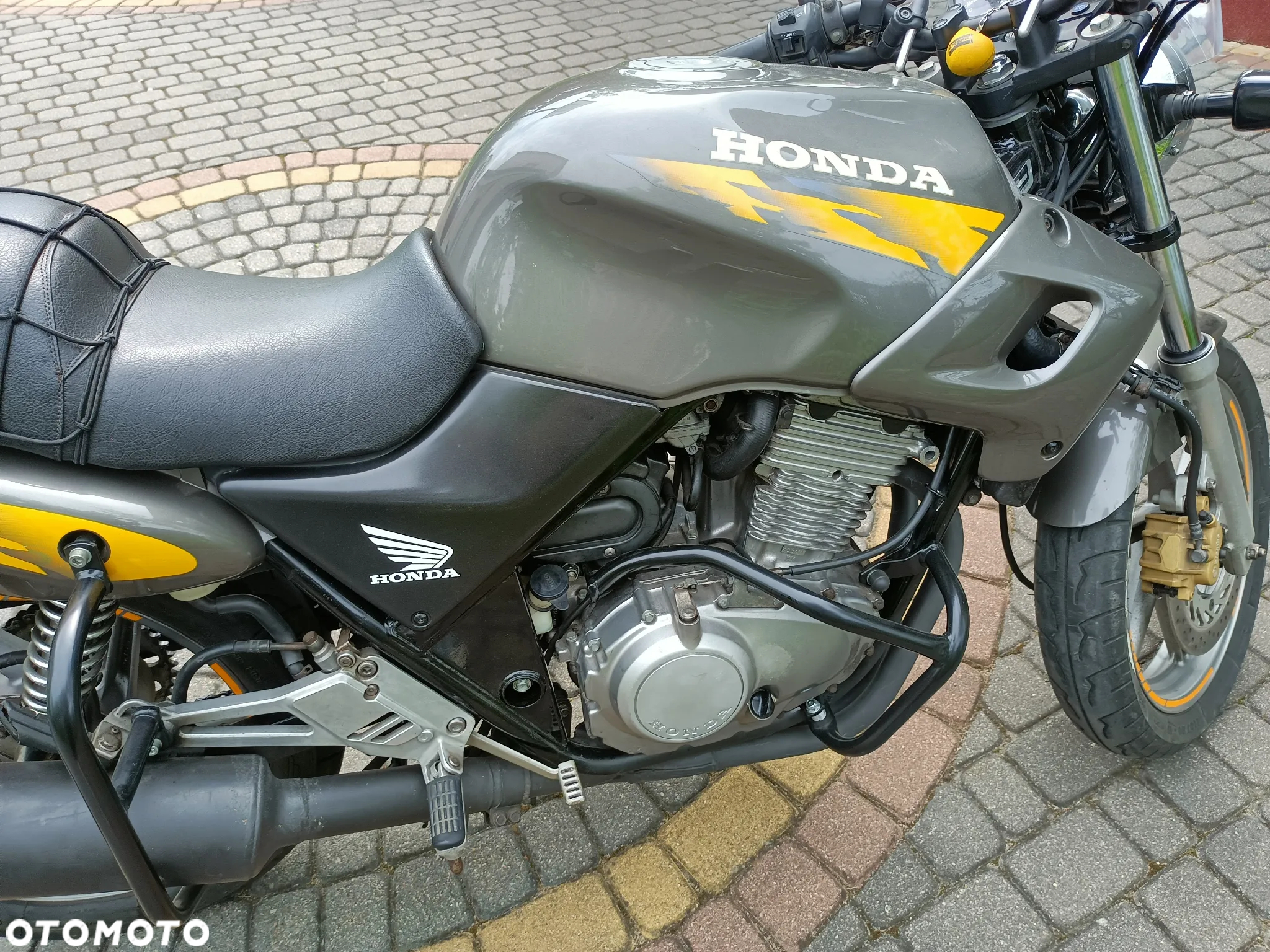 Honda CB - 7