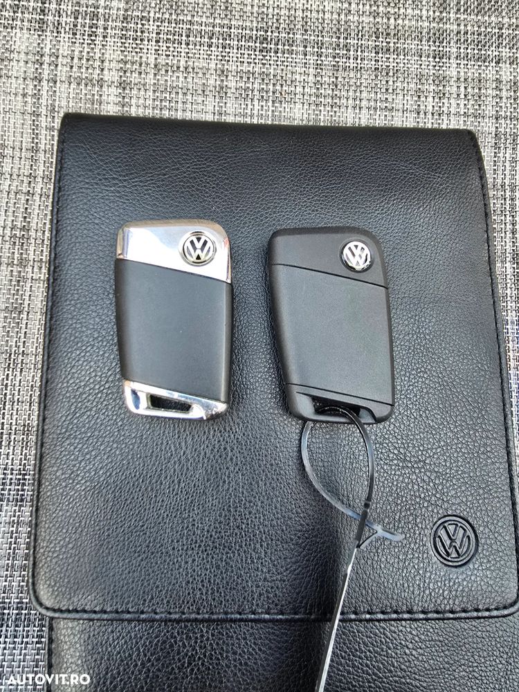 Volkswagen Passat 2.0 TDI DSG Comfortline - 9