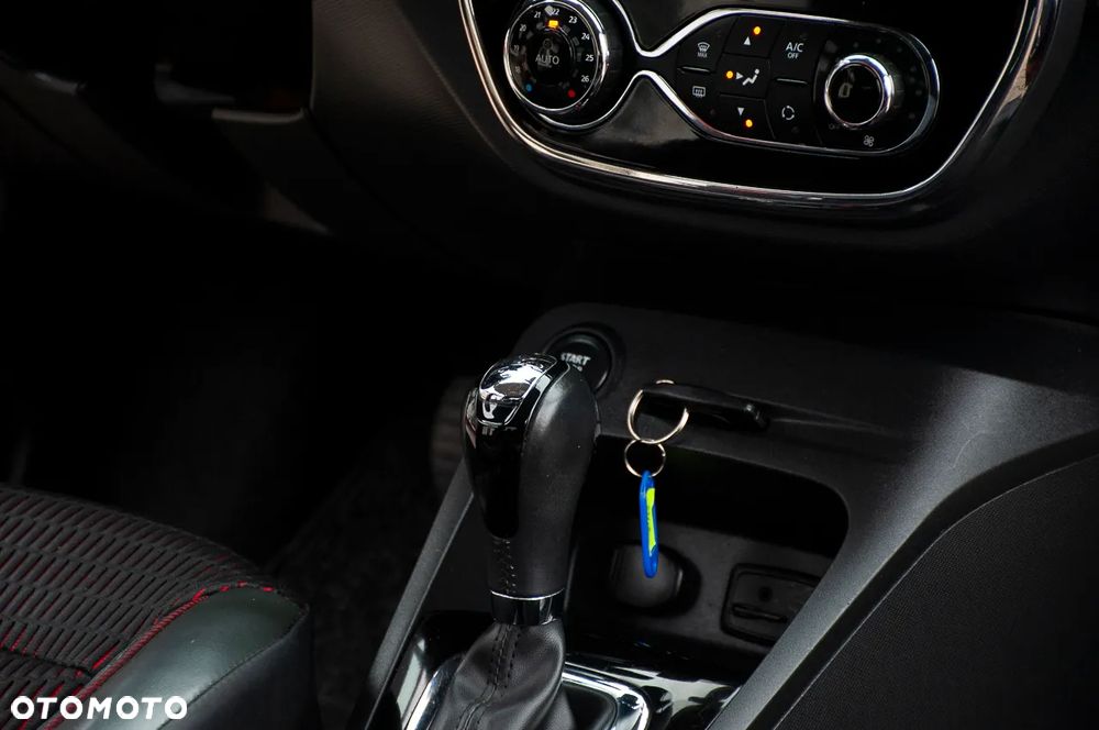 Renault Captur ENERGY TCe 120 EDC Elysee - 11