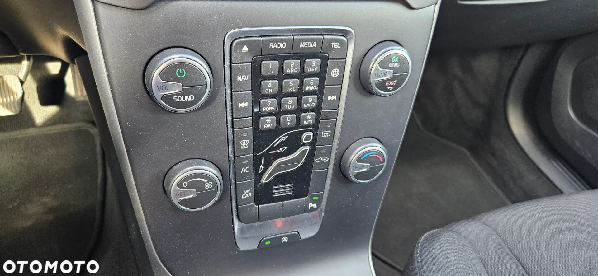 Volvo V40 D2 - 34