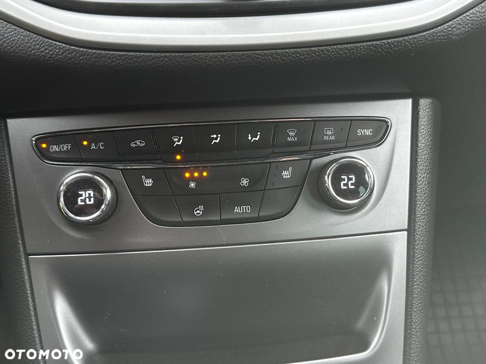 Opel Astra 1.6 D Start/Stop Edition - 28