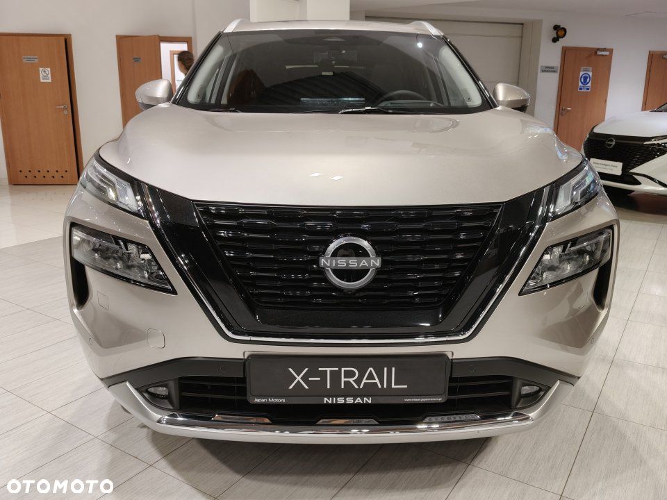 Nissan X-Trail - 2