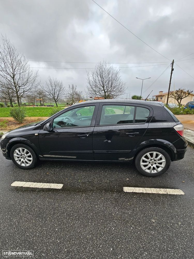 Opel Astra 1.7 CDTI Cosmo M5 - 4