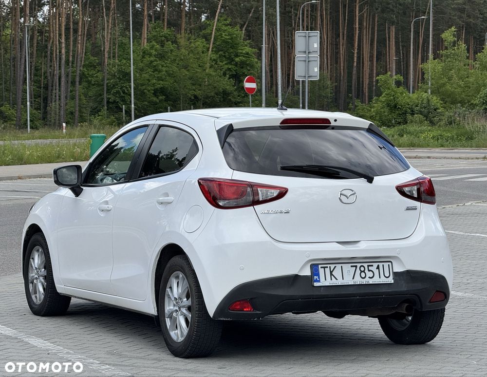 Mazda 2 - 4