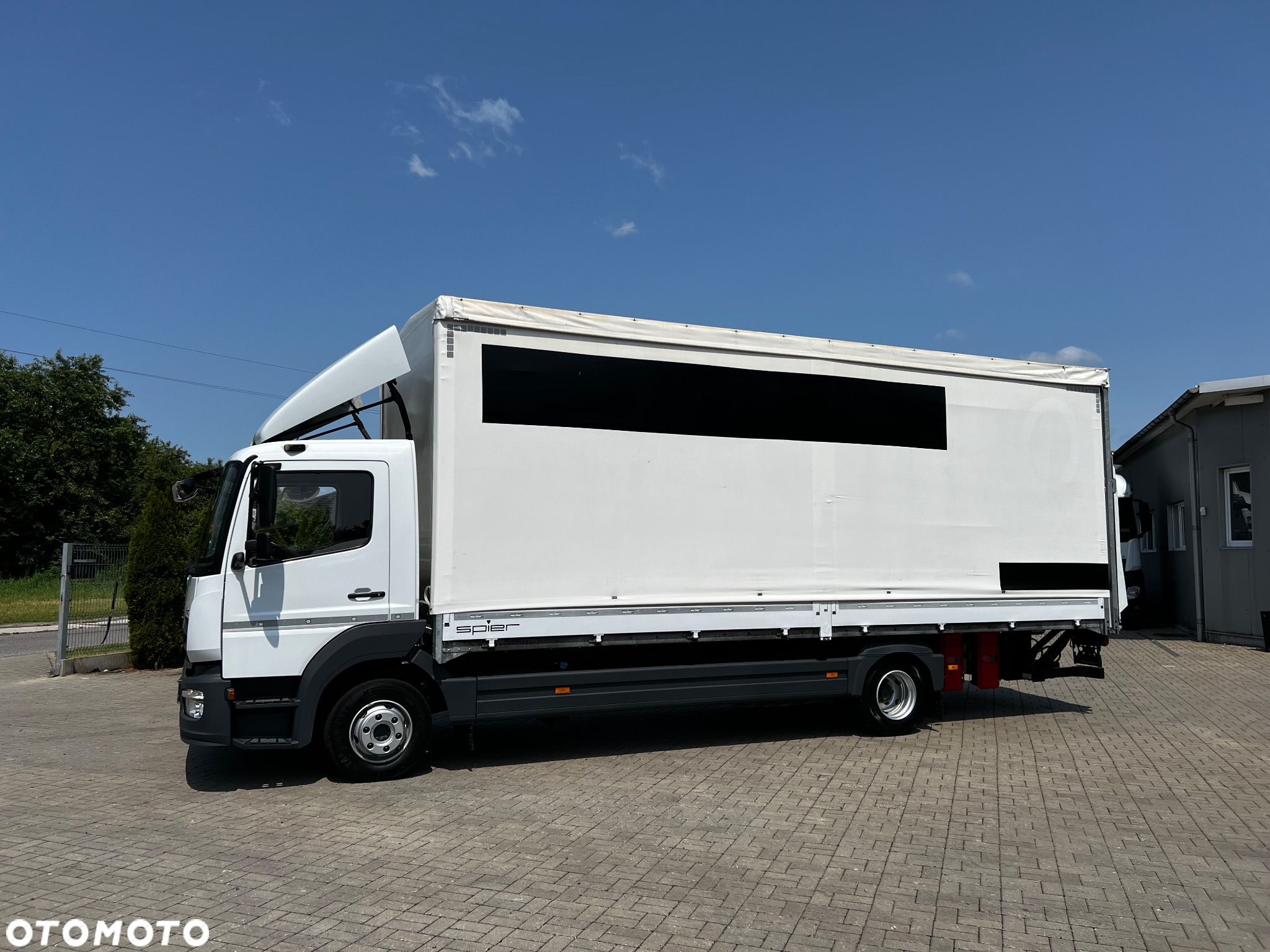 Mercedes-Benz ATEGO - 4