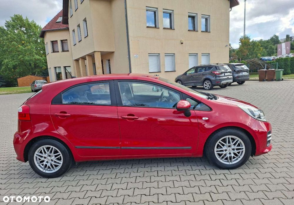 Kia Rio - 7